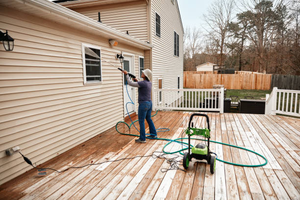 Why Choose Our Certified Pressure Washing Experts for Your Project Needs in Glencoe, FL?